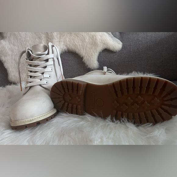 Timberland boots men white suede size 7 with Lambskin hand crafted leather lace - Picture 7 of 8